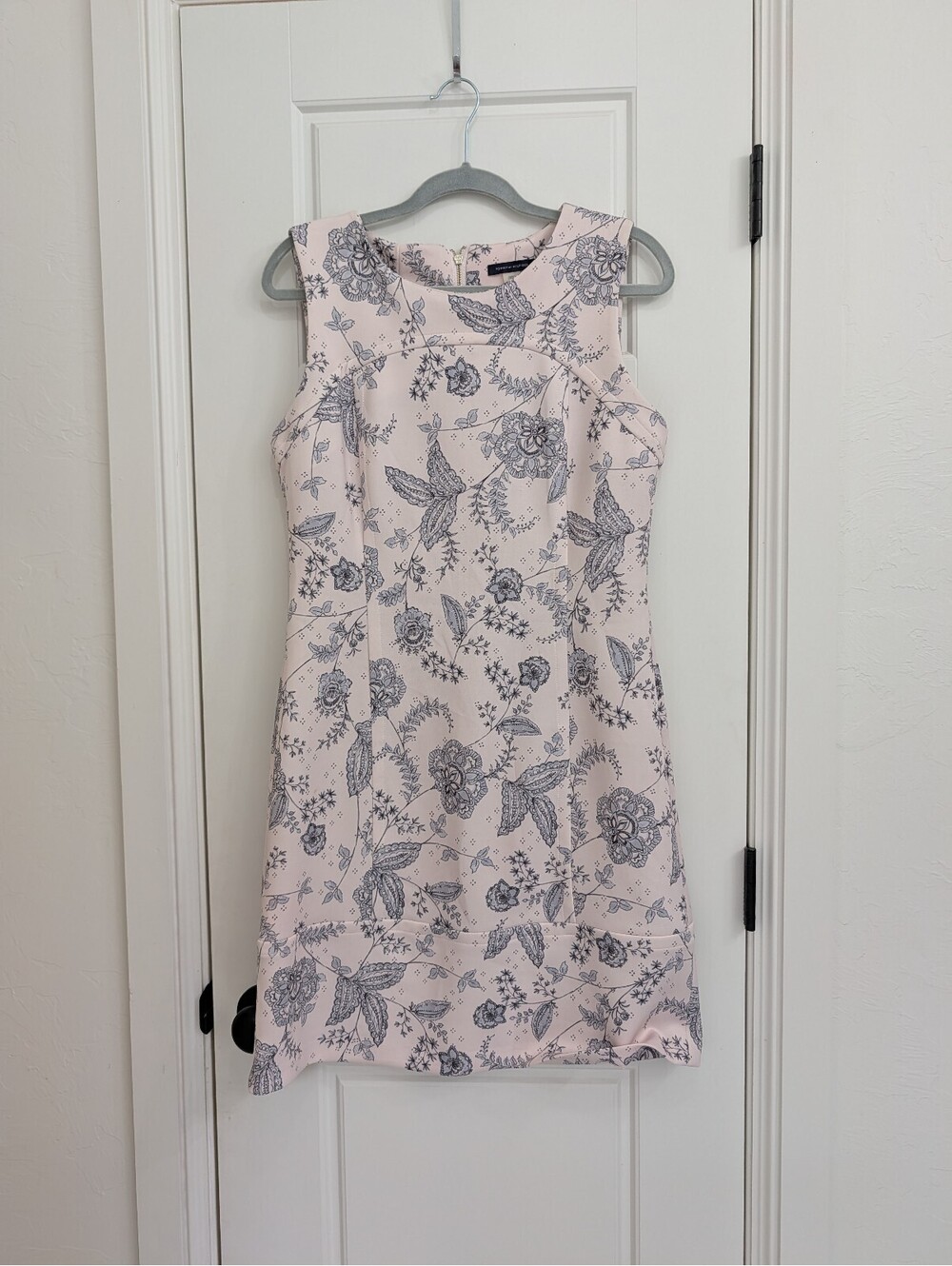 Tommy Hilfiger floral scuba dress